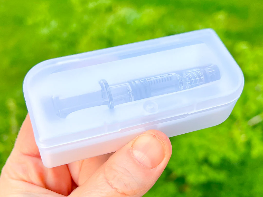 Glass Syringe with Blunt Tip - Image 3